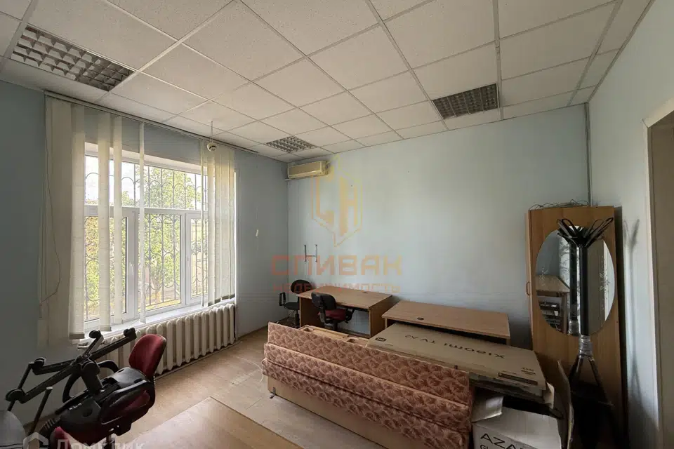 Продаётся 4-комнатная квартира, 72.9 м²