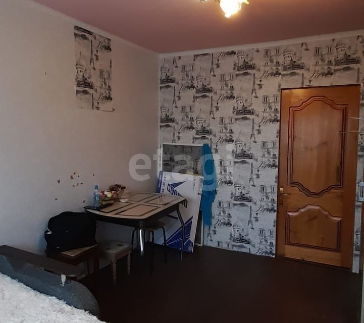 Продаётся комната в 4-комн. квартире, 13 м²