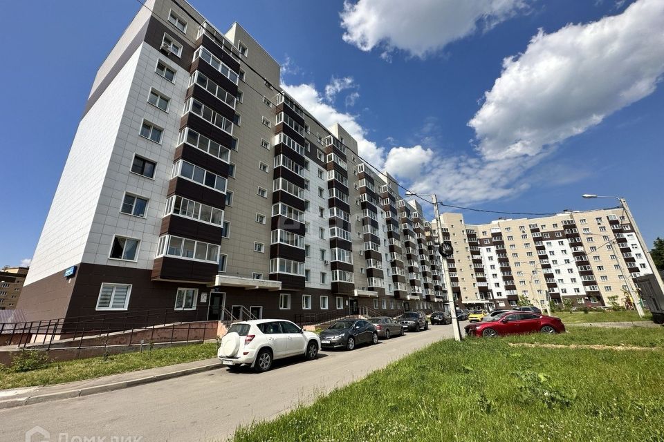 Продаётся 2-комнатная квартира, 82 м²