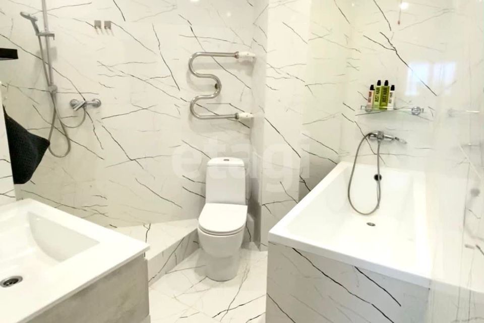 Продаётся 2-комнатная квартира, 56.4 м²