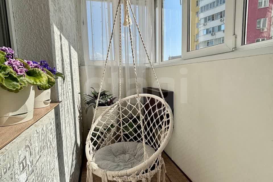 Продаётся 2-комнатная квартира, 55.9 м²