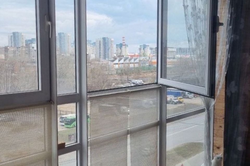 Продаётся 3-комнатная квартира, 90 м²