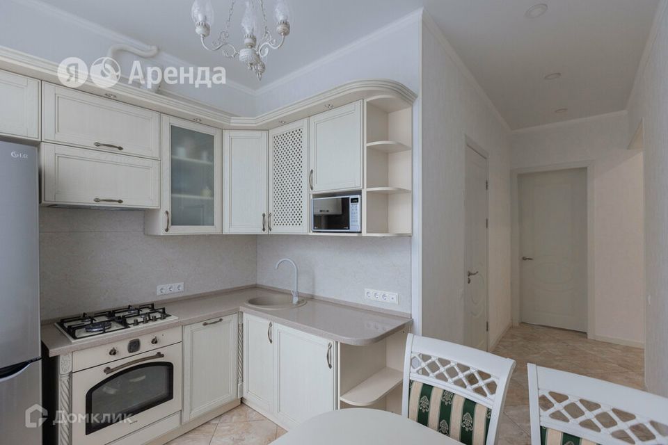 Сдаётся 3-комнатная квартира, 82 м²