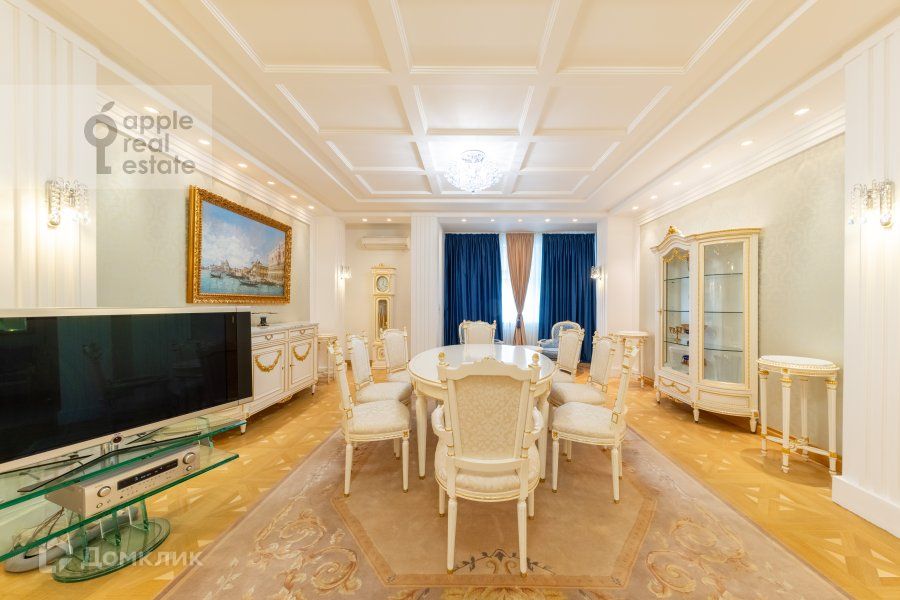 Продаётся 5-комнатная квартира, 200 м²