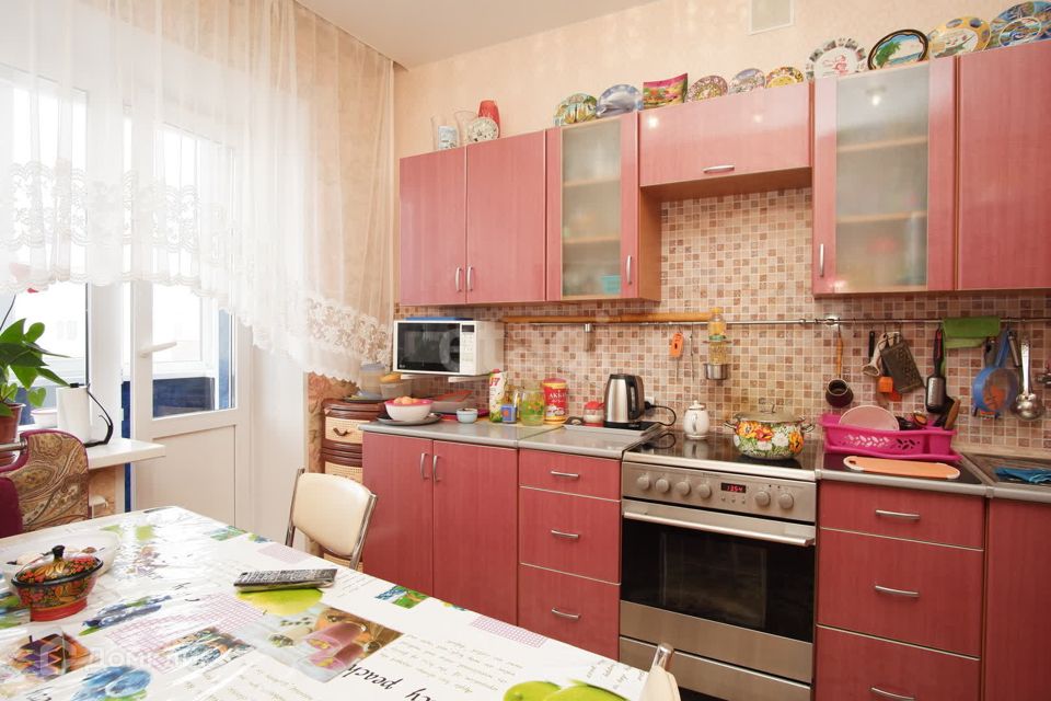 Продаётся 3-комнатная квартира, 68.8 м²