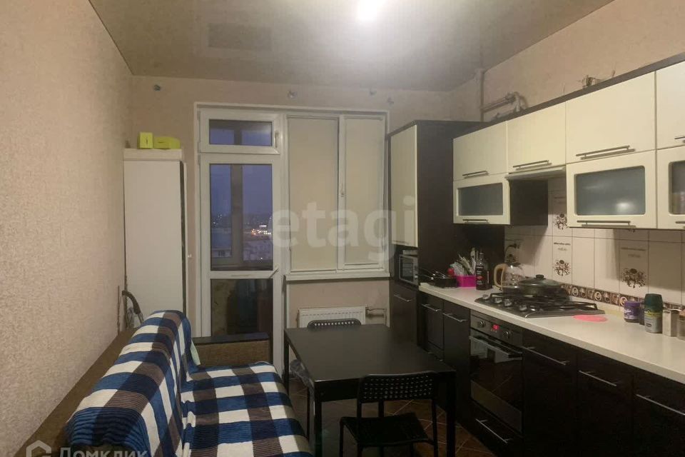 Продаётся 1-комнатная квартира, 39.8 м²