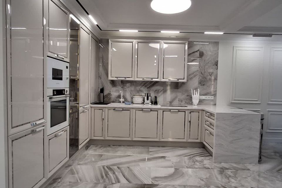 Продаётся 2-комнатная квартира, 94.7 м²