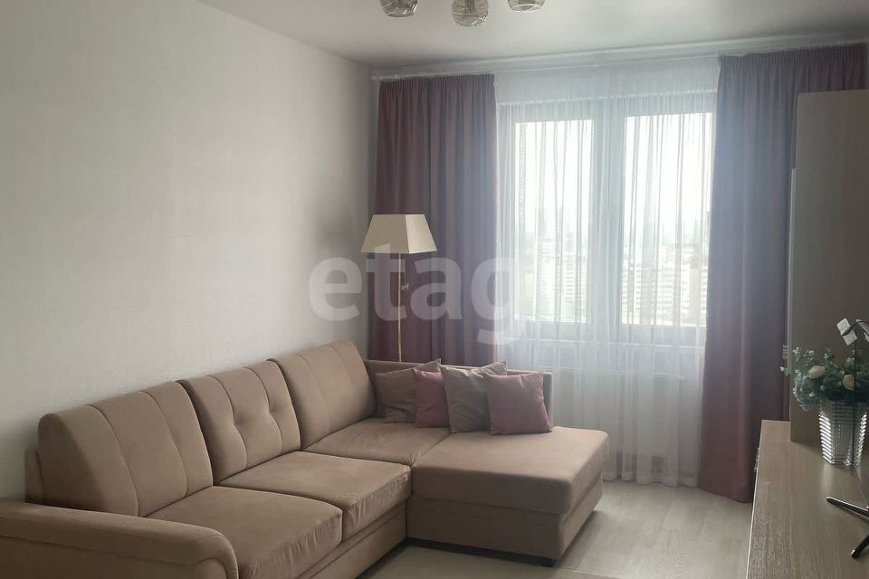 Продаётся 1-комнатная квартира, 37.6 м²