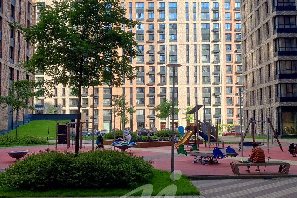 Сдаётся 2-комнатная квартира, 59.8 м²