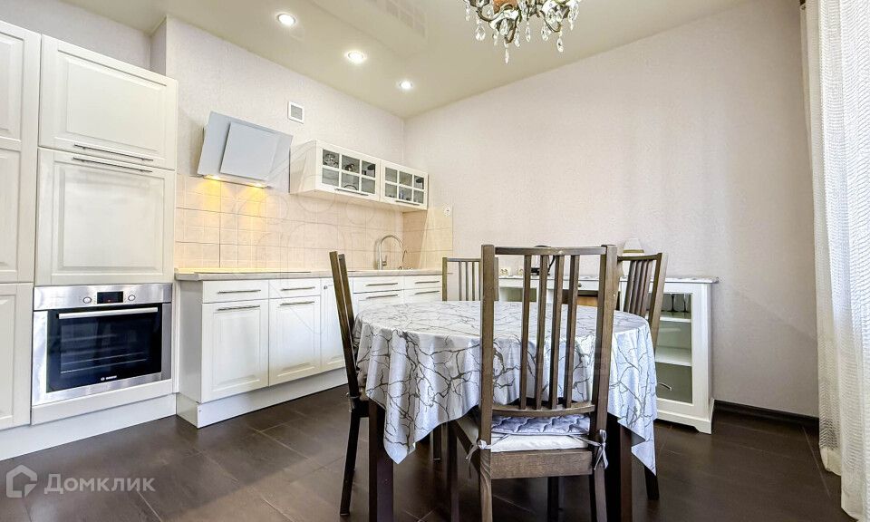 Сдаётся 2-комнатная квартира, 60 м²