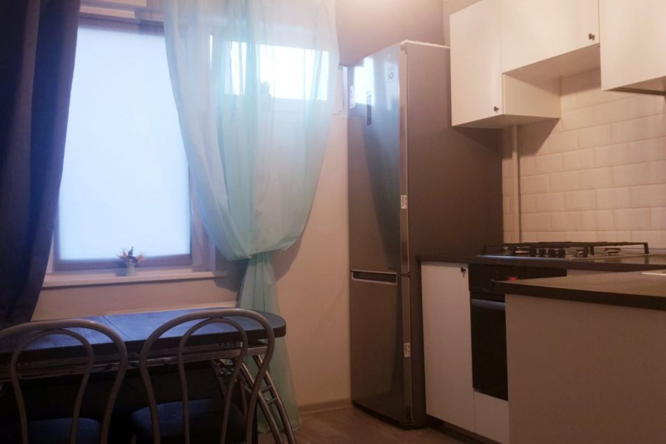 Продаётся 1-комнатная квартира, 37 м²