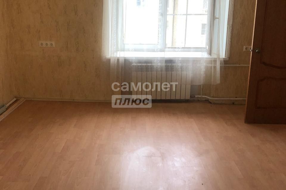 Продаётся 2 комнаты в 4-комн. квартире, 29.4 м²