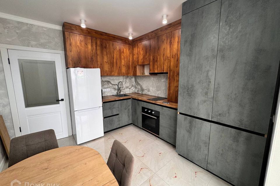 Продаётся 1-комнатная квартира, 39.8 м²