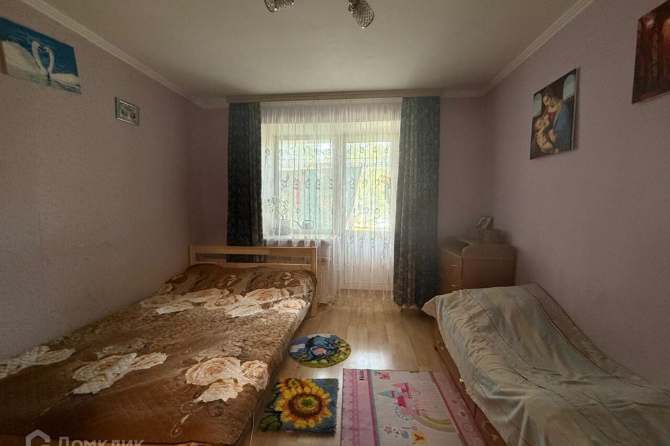 Продаётся 4-комнатная квартира, 79.6 м²