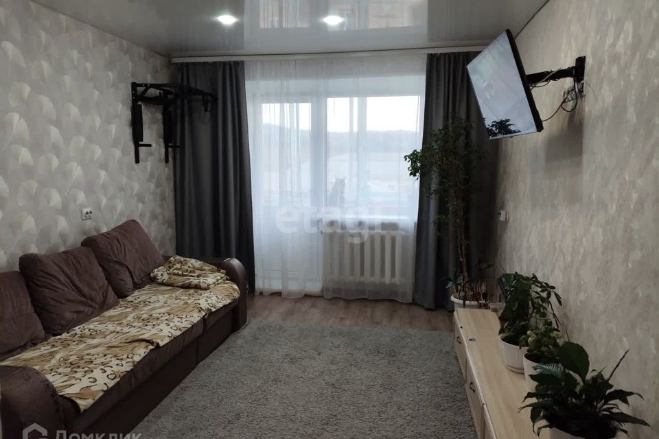 Продаётся 2-комнатная квартира, 49.3 м²