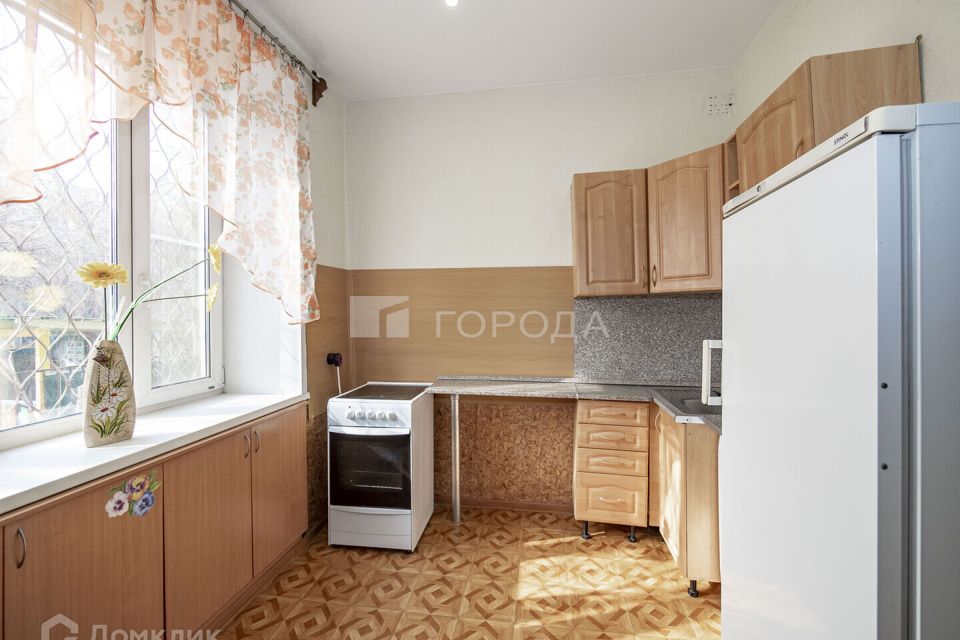 Сдаётся 2-комнатная квартира, 55.6 м²