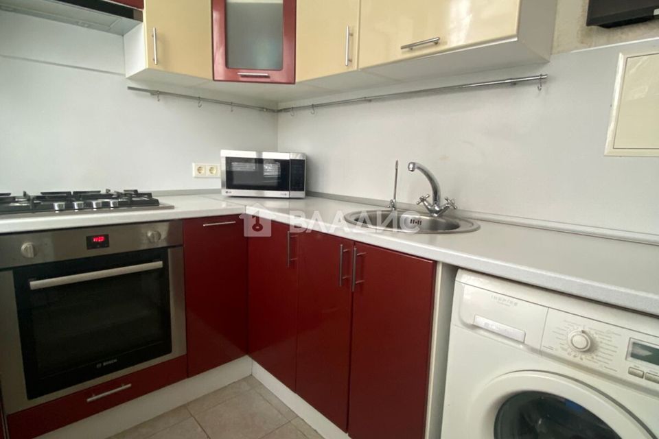 Продаётся 4-комнатная квартира, 77.5 м²