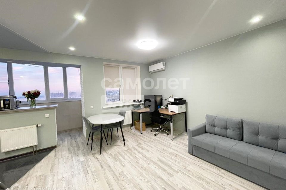 Продаётся 1-комнатная квартира, 44 м²