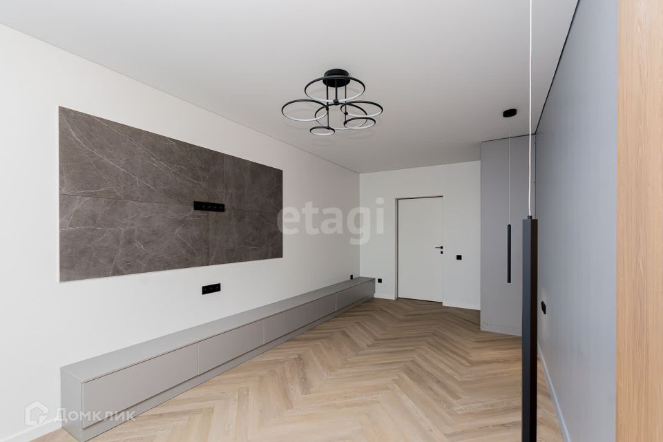 Продаётся 2-комнатная квартира, 65 м²