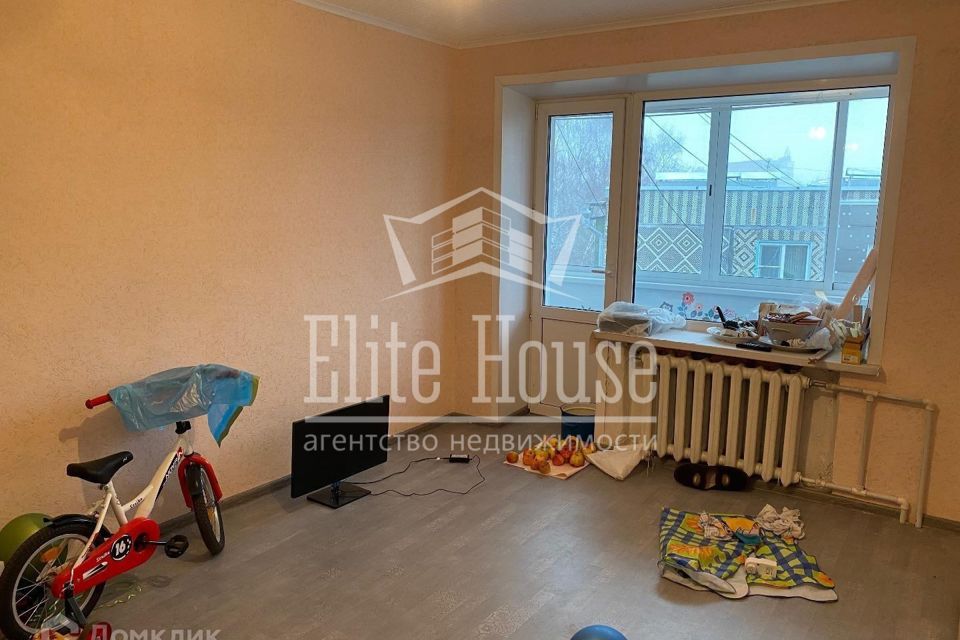 Продаётся 3-комнатная квартира, 51.4 м²