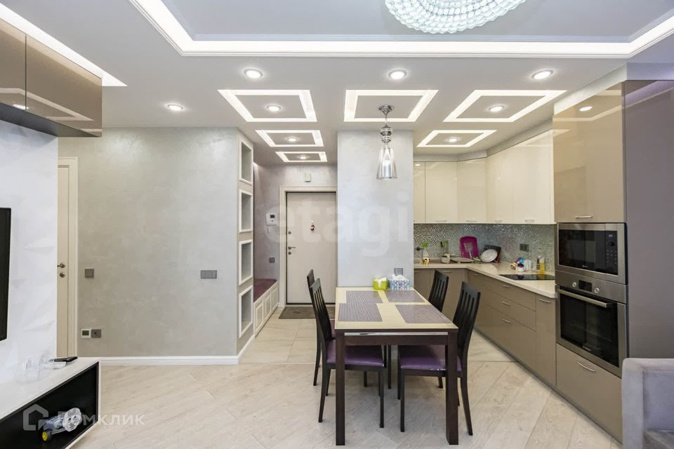Сдаётся 2-комнатная квартира, 60 м²