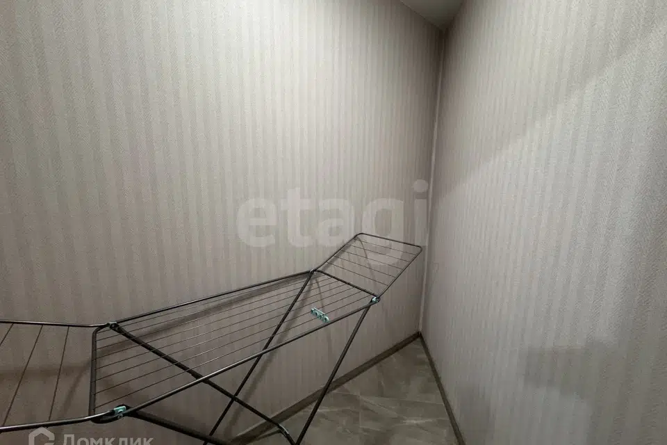Сдаётся 1-комнатная квартира, 71 м²