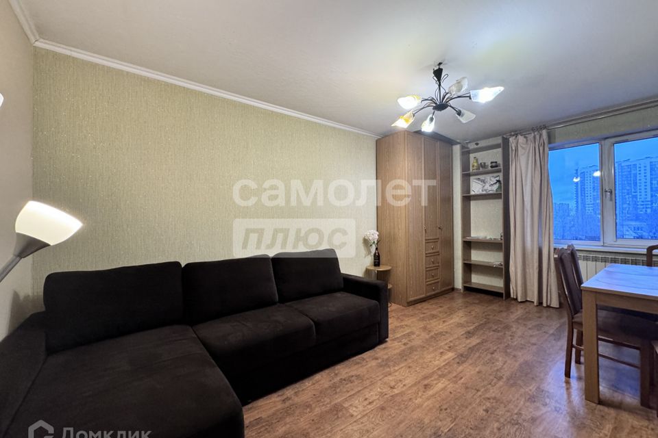 Продаётся 2-комнатная квартира, 58.2 м²