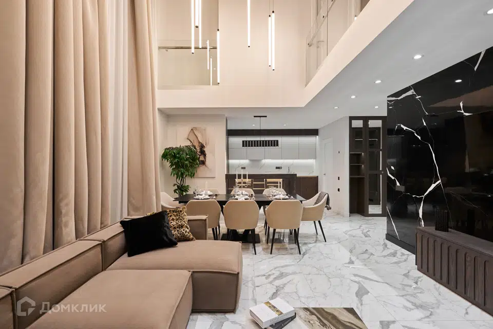 Продаётся 4-комнатная квартира, 184 м²