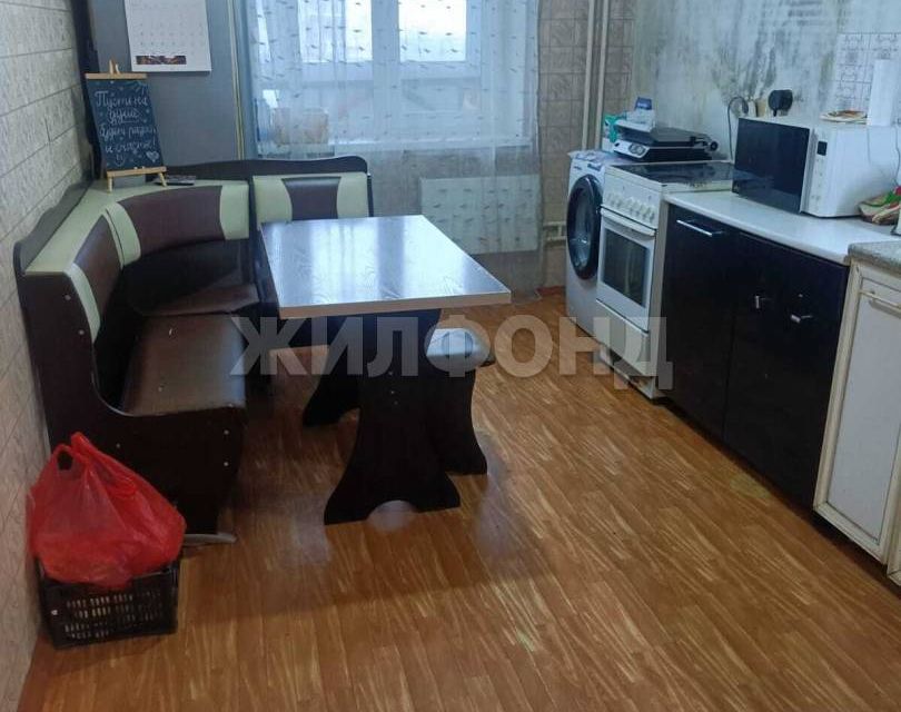 Продаётся 2-комнатная квартира, 64 м²