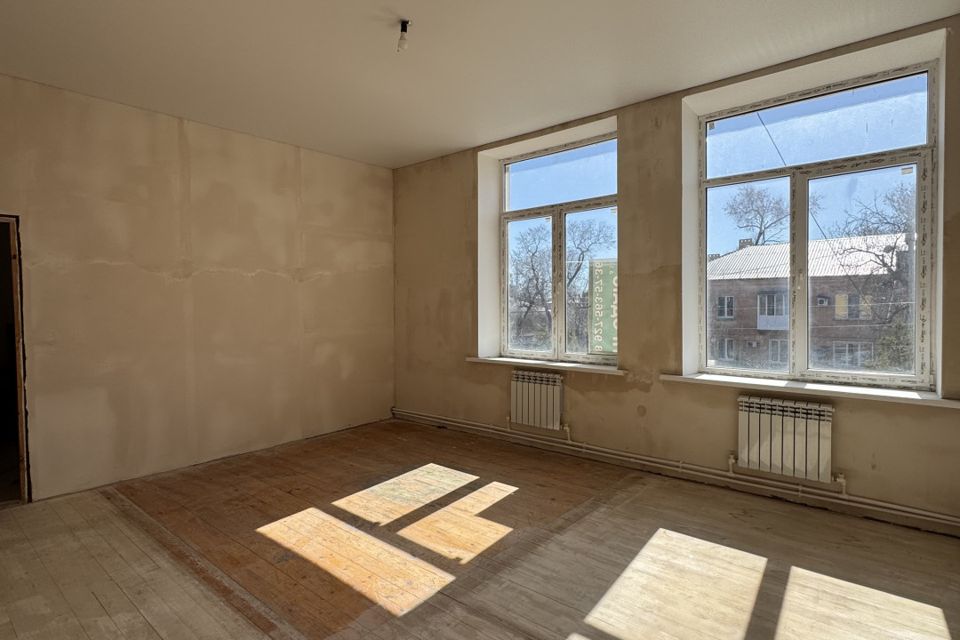 Продаётся 2-комнатная квартира, 67 м²