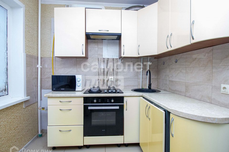 Продаётся 3-комнатная квартира, 48 м²