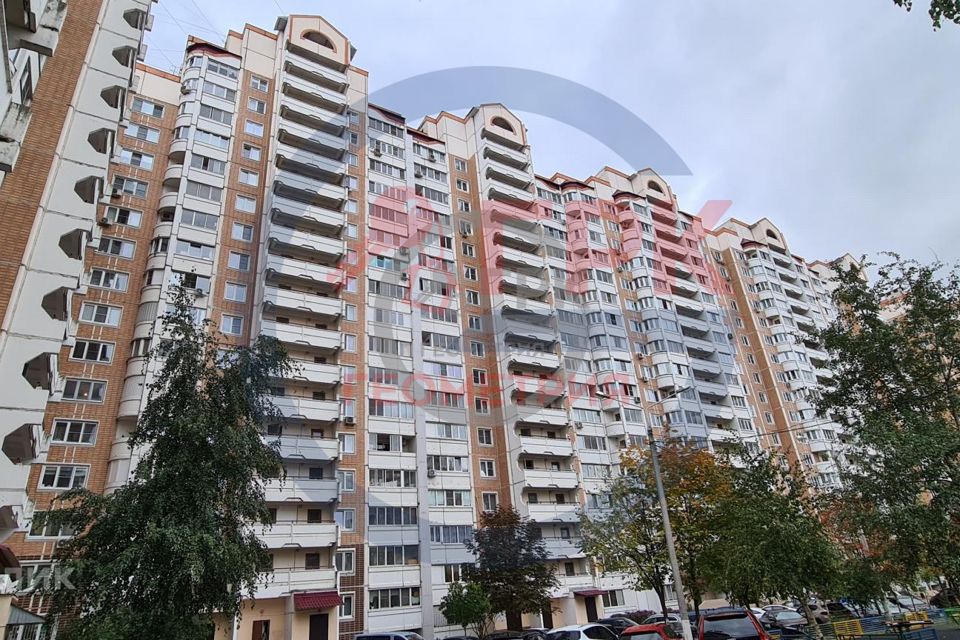 Продаётся 2-комнатная квартира, 68.7 м²