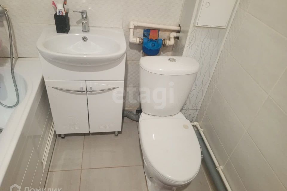 Продаётся 2-комнатная квартира, 70.7 м²