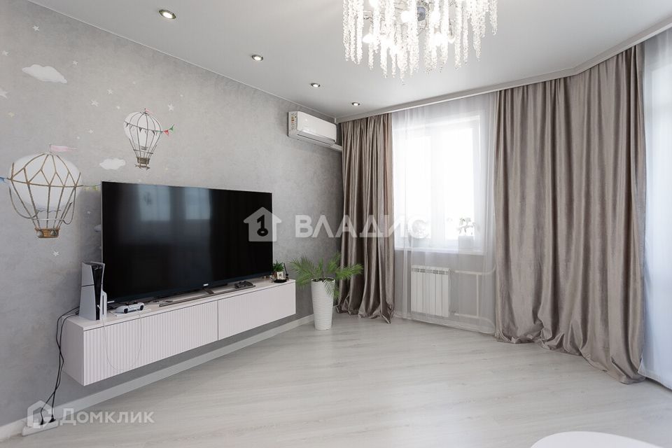 Продаётся 1-комнатная квартира, 46 м²