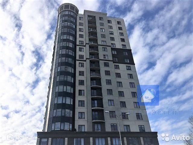 Продаётся 3-комнатная квартира, 101.2 м²