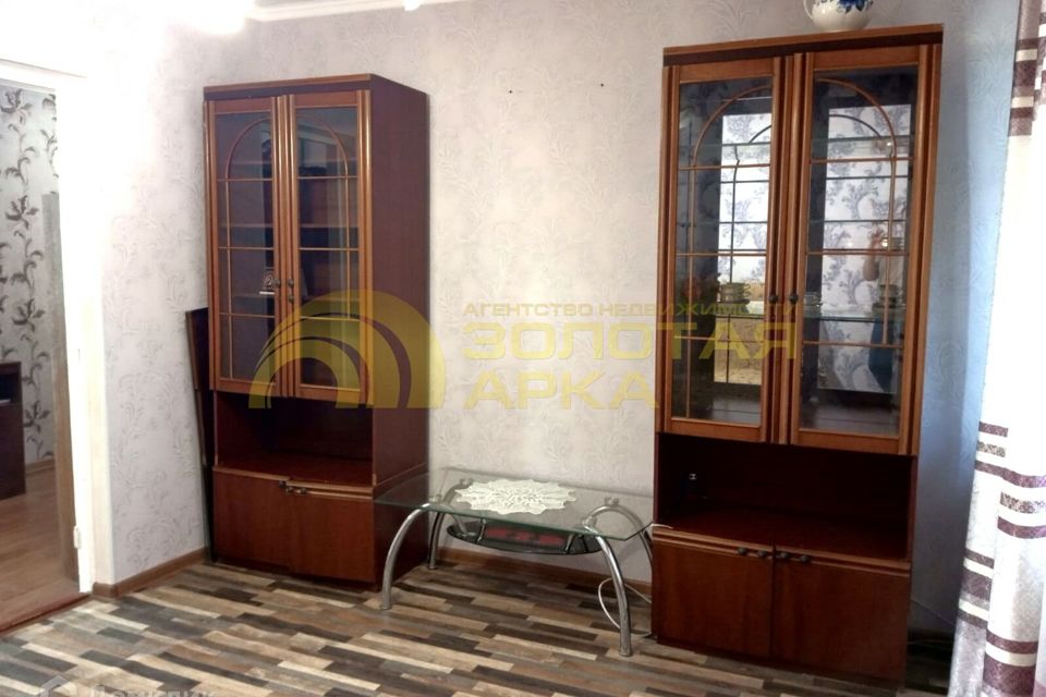 Продаётся 3-комнатная квартира, 47.8 м²