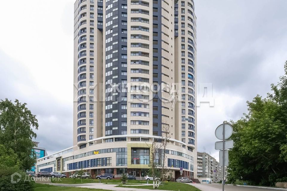 Продаётся 1-комнатная квартира, 43 м²