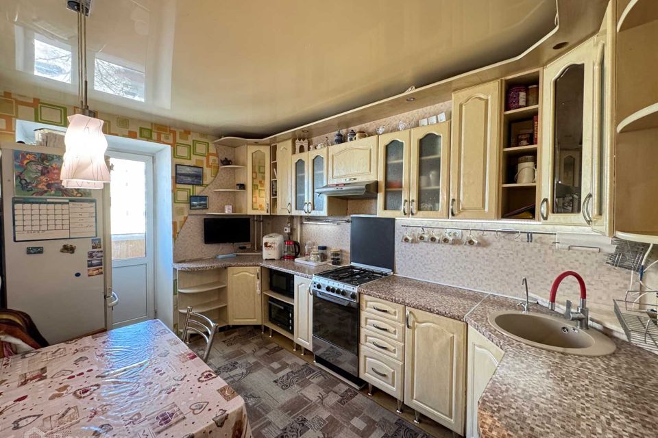 Продаётся 3-комнатная квартира, 60.9 м²