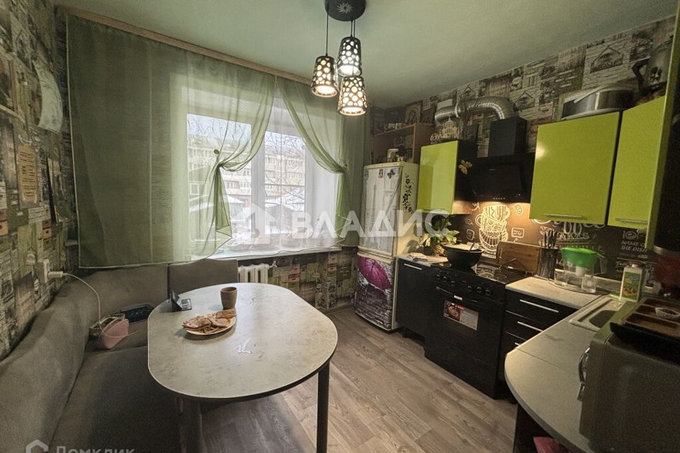 Продаётся 2-комнатная квартира, 48.3 м²