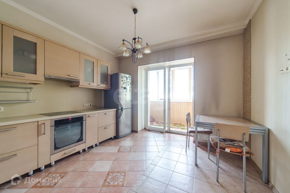 Продаётся 2-комнатная квартира, 73.4 м²