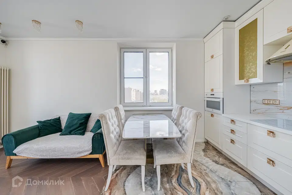 Продаётся 2-комнатная квартира, 53.6 м²