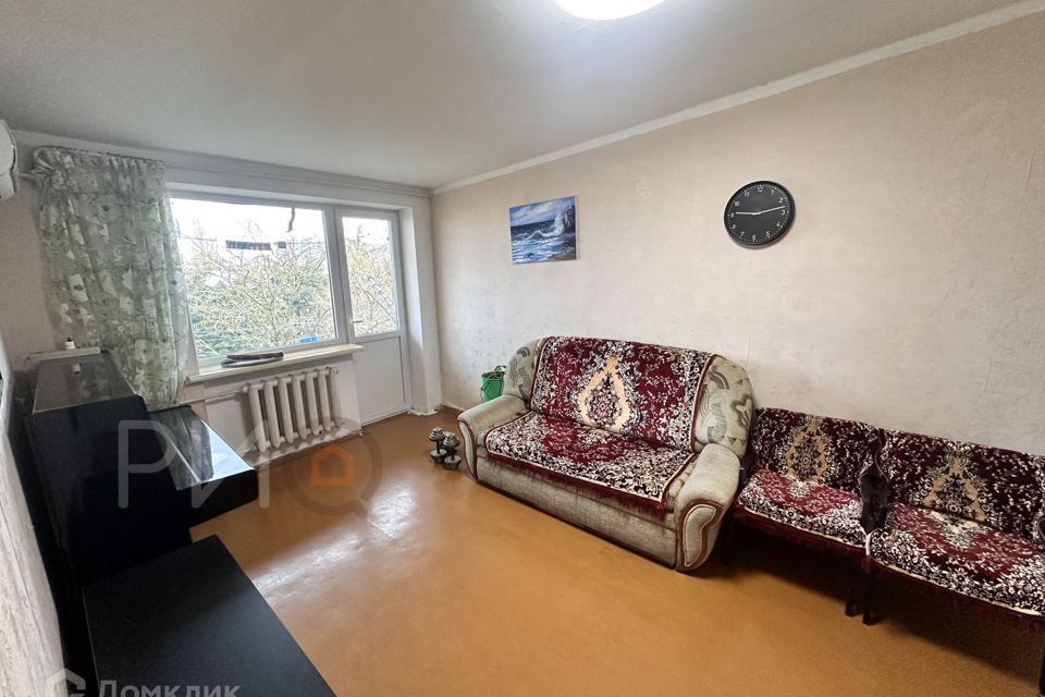 Продаётся 3-комнатная квартира, 56.5 м²