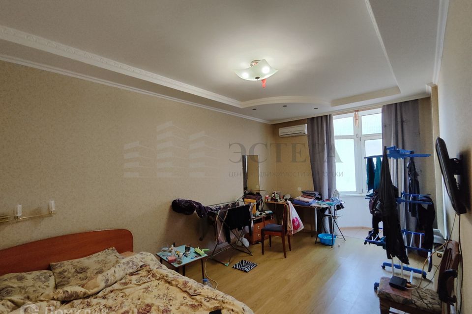 Продаётся 1-комнатная квартира, 37.2 м²