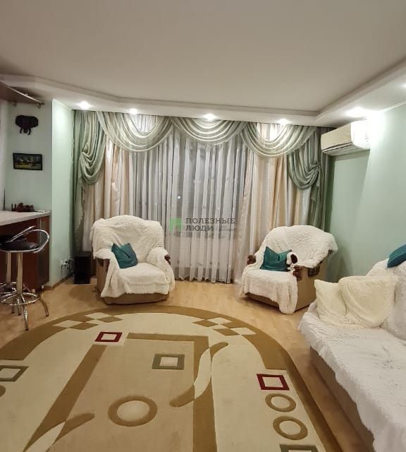 Продаётся 2-комнатная квартира, 69.5 м²