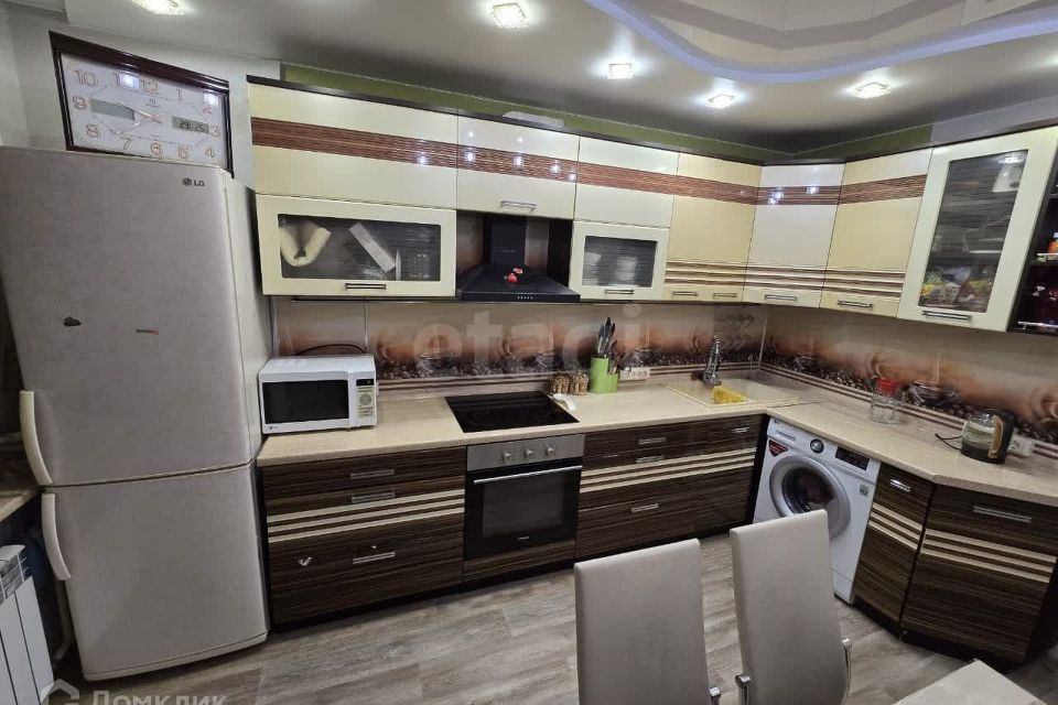 Продаётся 2-комнатная квартира, 56.4 м²