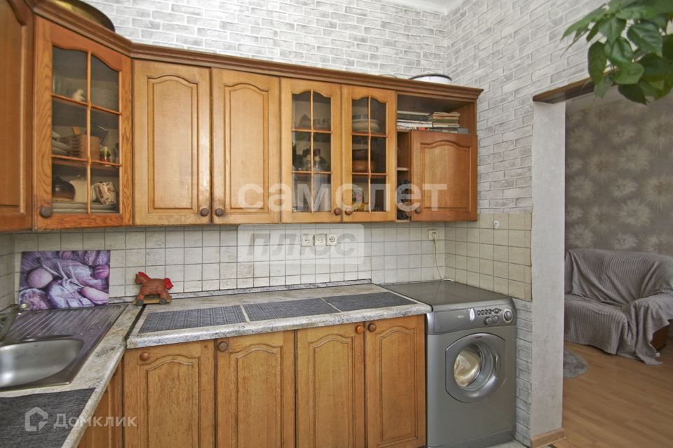 Продаётся 4-комнатная квартира, 117 м²