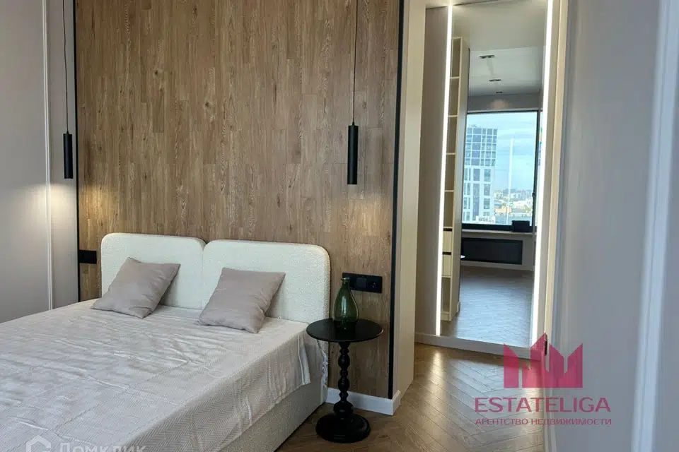 Продаётся 1-комнатная квартира, 42.8 м²