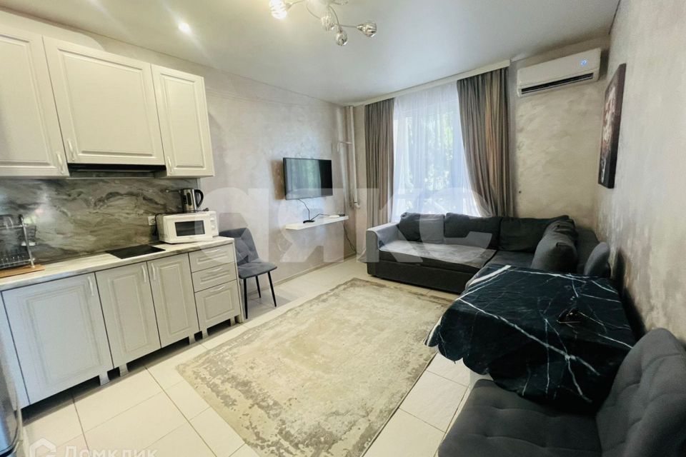 Продаётся 1-комнатная квартира, 45.4 м²