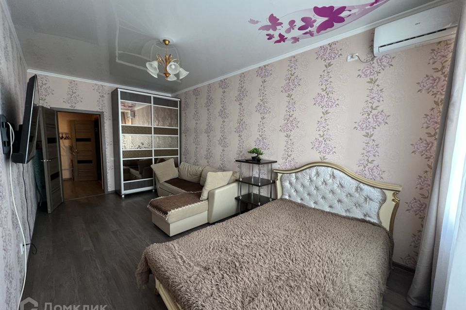 Сдаётся 1-комнатная квартира, 50 м²