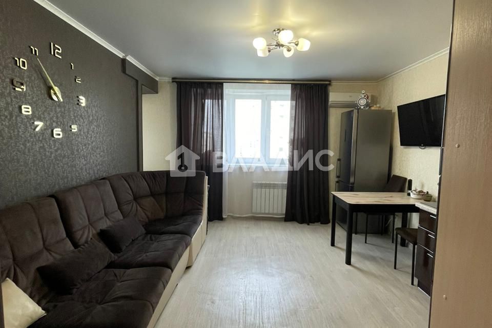Продаётся 2-комнатная квартира, 58.1 м²